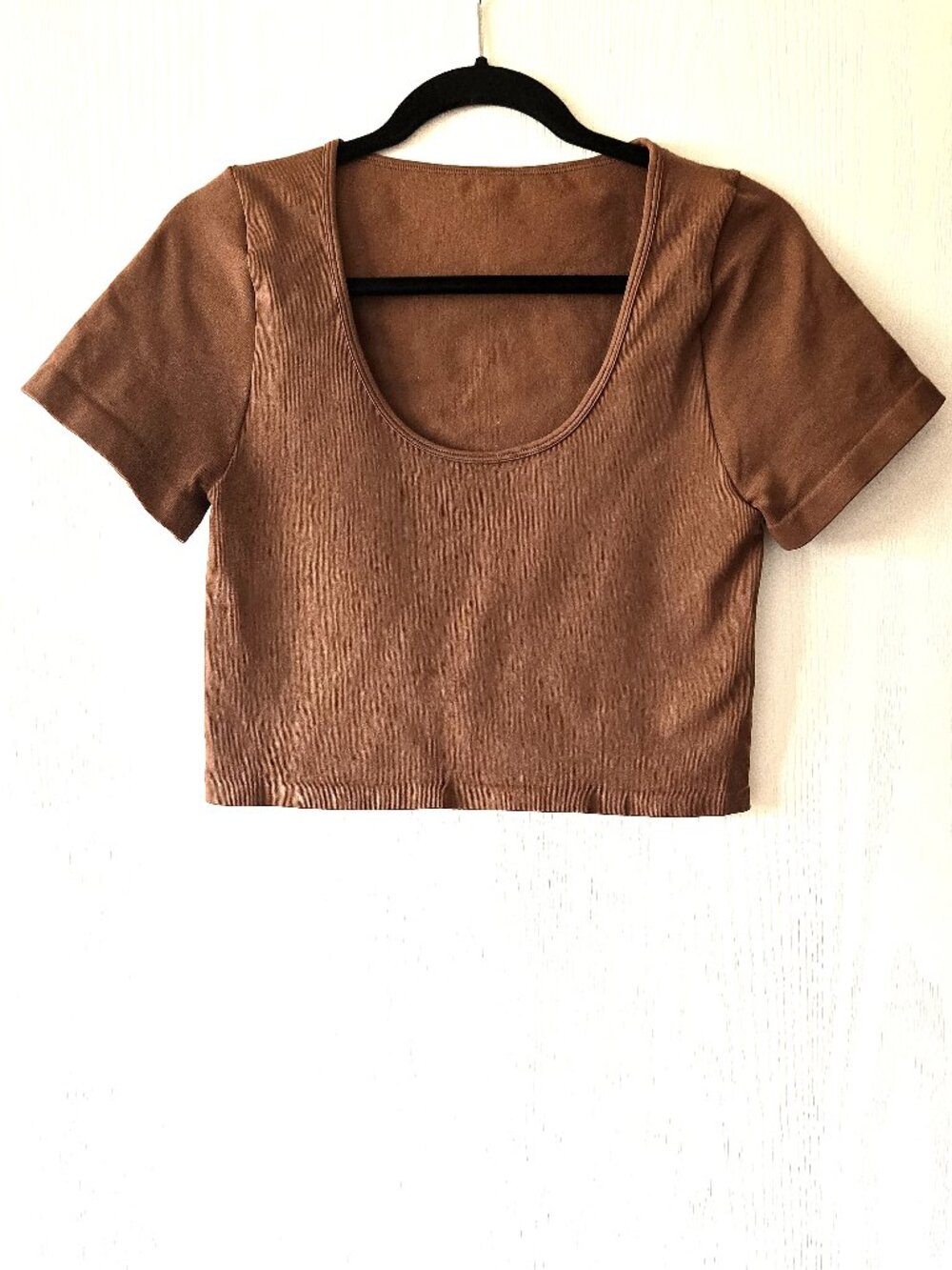 OQQ Cropped Short Sleeved Sports Shirt  NWOT